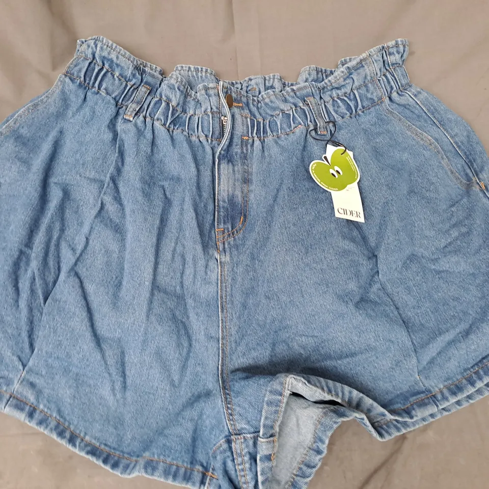 CIDER DENIM SHORTS IN BLUE SIZE 3XL