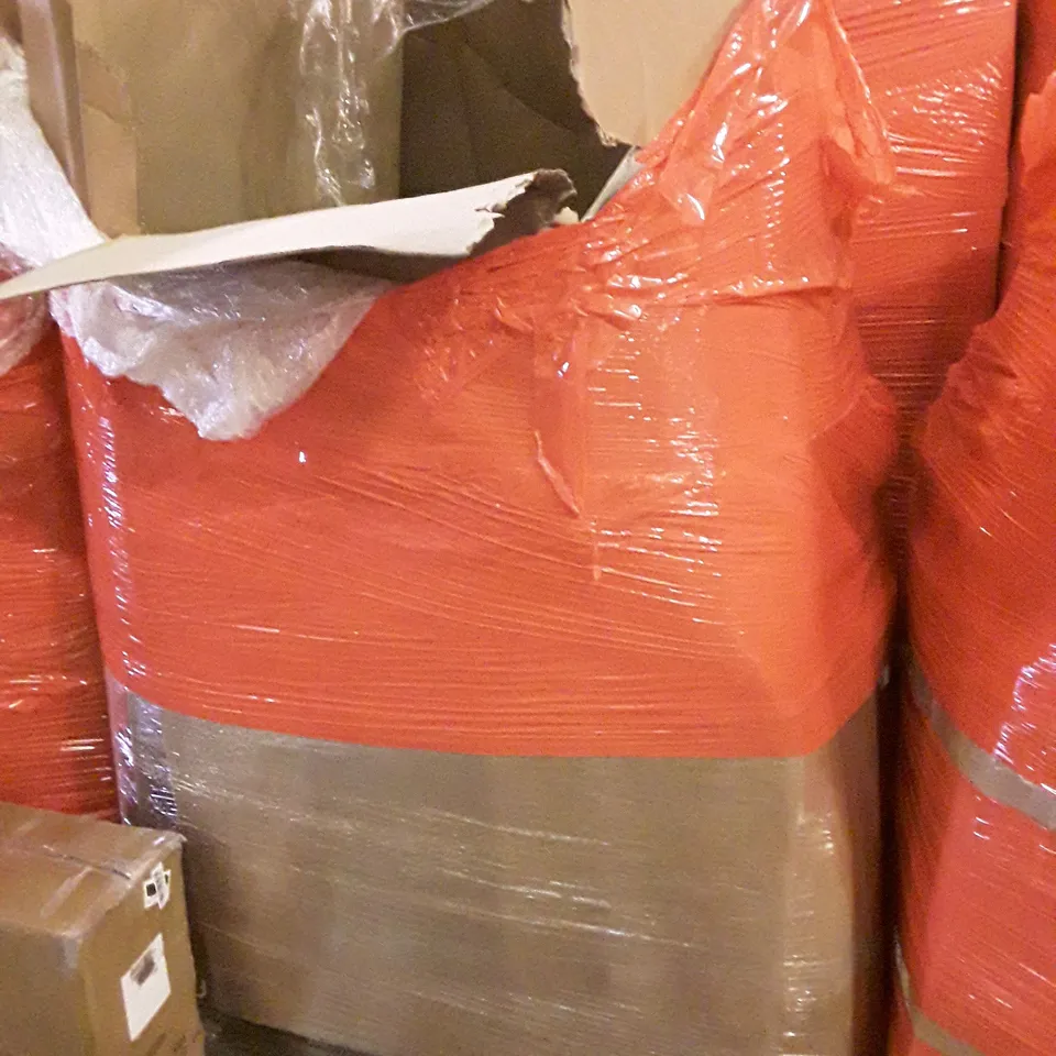 PALLET OF ASSORTED PRODUCTS INCLUDING VANITY MIRROR, POP UP GOAL, BUCKET STORAGE, ROUND SMART LED MIRROR