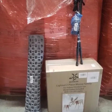 PALLET OF ASSORTED HOUSEHOLD GOODS AND PRODUCTS TO INCLUDE;LED REINDEER,HIKING STICKS,BATHMATT