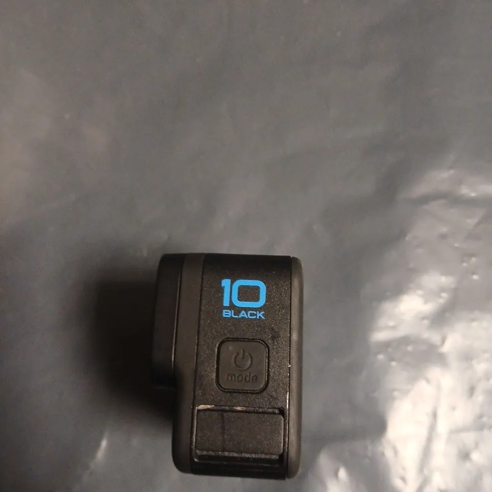 GOPRO HERO10 BLACK ACTION CAMERA – CASE & USB CABLE INCLUDED