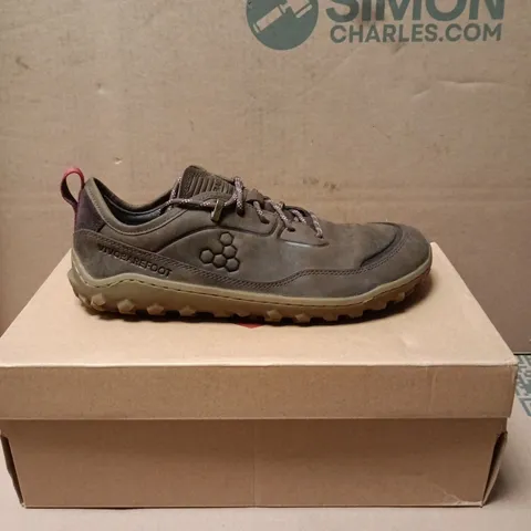 VIVO BAREFOOT TRACKER SHOES β GREY LEATHER UPPER, RUGGED LUG SOLE SIZE 6