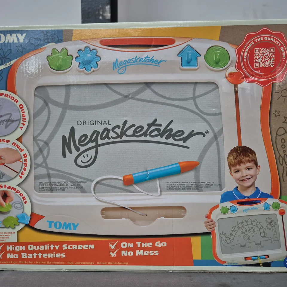 BOXED TOMY MEGASKETCHER CLASSIC KIDS TOY