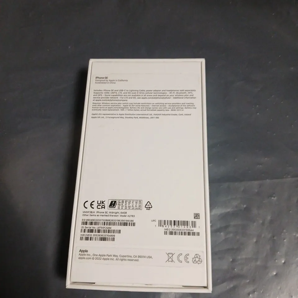 APPLE IPHONE SE – BLACK, BOXED 