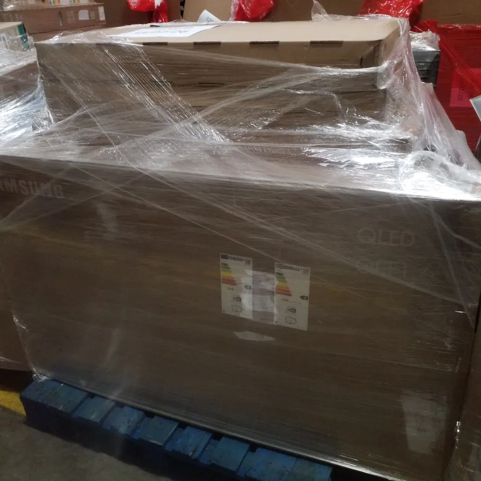 PALLET CONTAINING 9 DAMAGED TVS