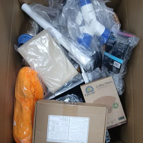 BOX OF APPROXIMATELY 15 ASSORTED HOUSEHOLD ITEMS TO INCLUDE WALLPAPER, PAMPERS BABY WIPES AND A BLADELESS NECK FAN