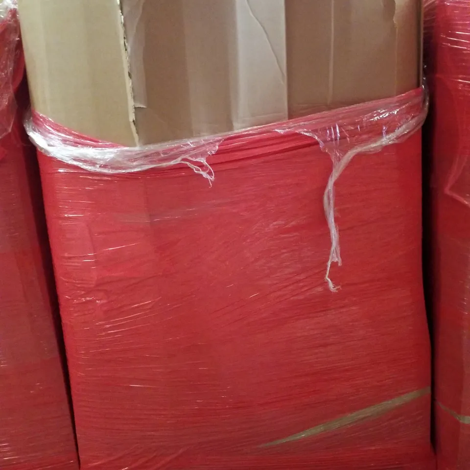 PALLET CONTAINING ASSORTED PRODUCTS INCLUDING HOLLYWOOD MIRROR WITH RBG, TOILET SEAT, SWEET DREAMS ELECTRIC BLANKET & WHITE FOLDING LEARNING TOWER