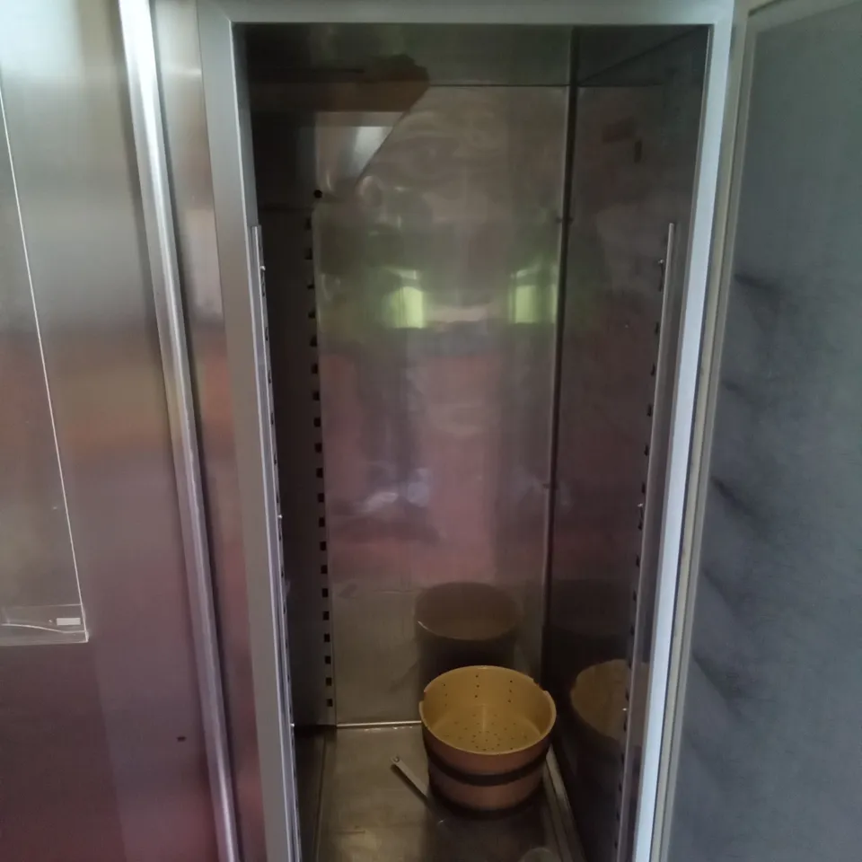 COMMERCIAL DOUBLE DOOR FRIDGE - FPLUSTN140