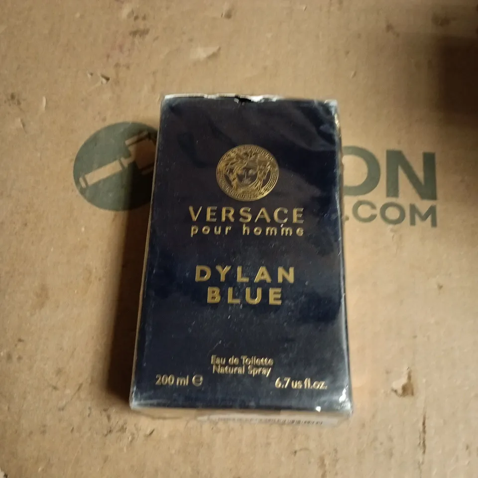 VERSACE DYLAN BLUE POUR HOMME EAU DE TOILETTE 200 ML – BOXED