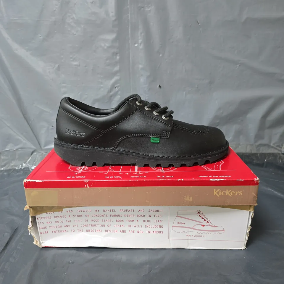 KICKERS LACE UP SHOES - BLACK - SIZE 42