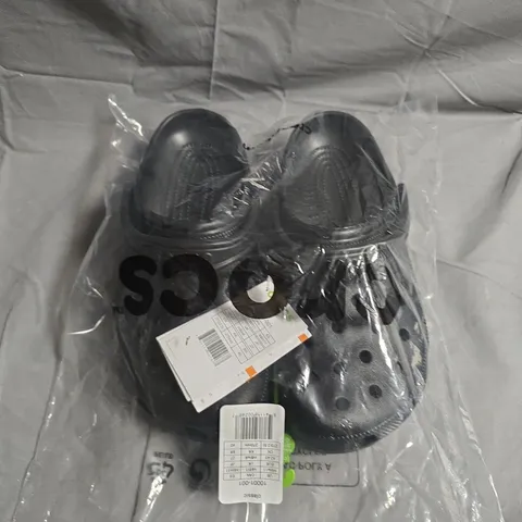 BAGGED PAIR OF CLASSIC CROC CLOGS - UK SIZE M8 / W9