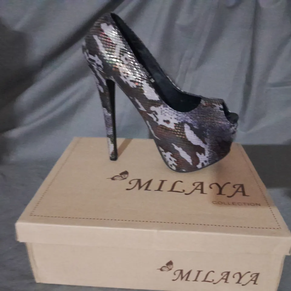 APPROXIMATELY 10 BOXED PAIRS OF TALL PLATFORM MULTICOLOUR HIGH HEELS 