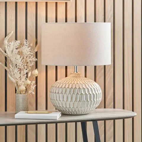 BOXED PACIFIC LIFESTYLE CASSIUS TABLE LAMP