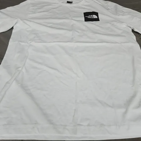 THE NORTH FACE LOGO MOUNTAIN T-SHIRT, WHITE - UK SIZE L