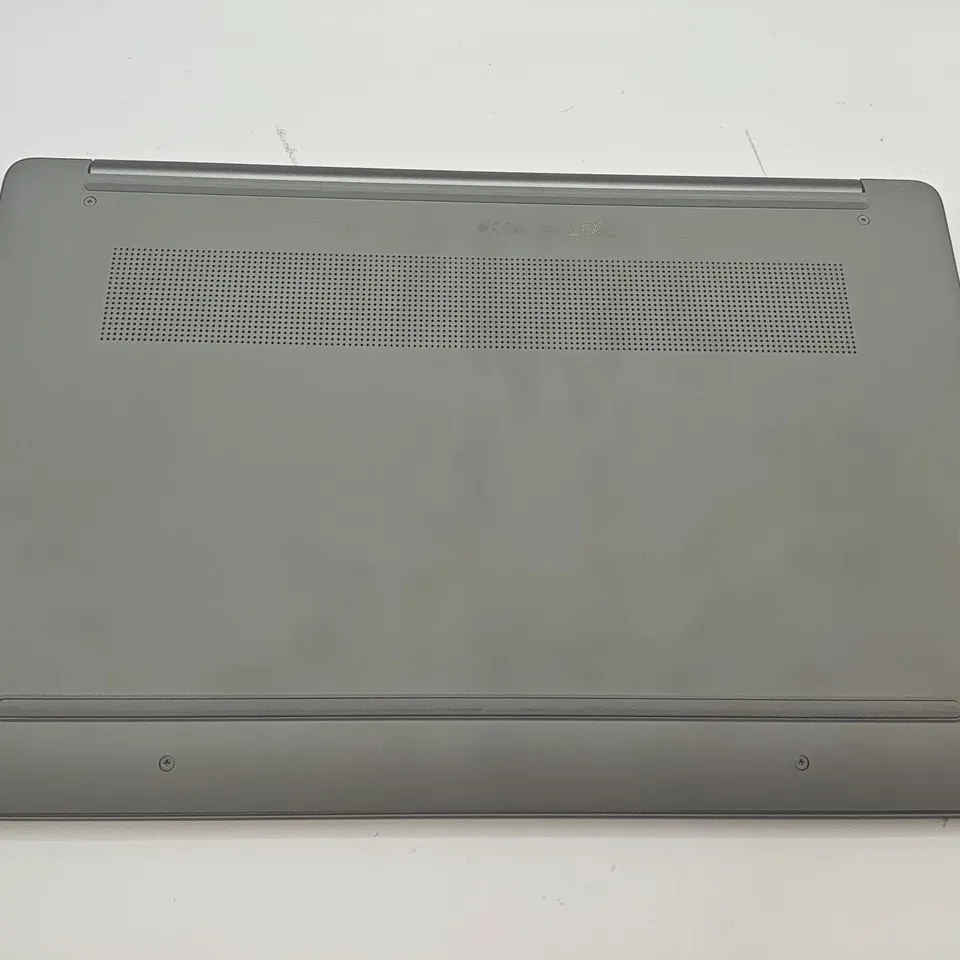 UNBOXED HP CHROMEBOOK PLUS INTEL I-3 LAPTOP IN SILVER - 15A-NB0004NA