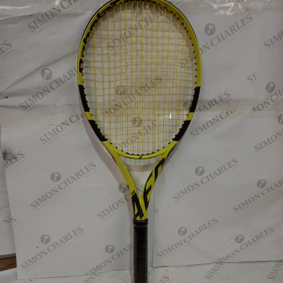 BABOLAR PURE AERO TENNIS RACKET