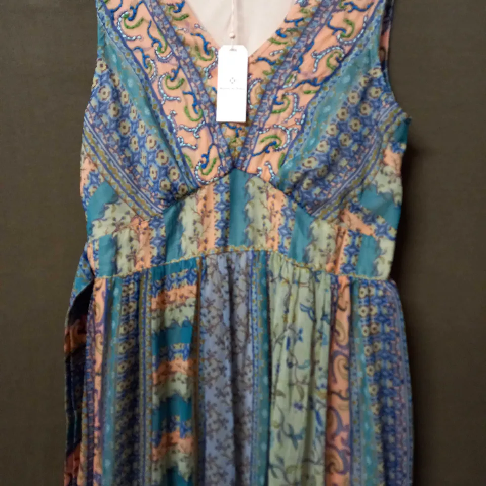 MAISON DE NIMES CHIFFON DRESS - LARGE