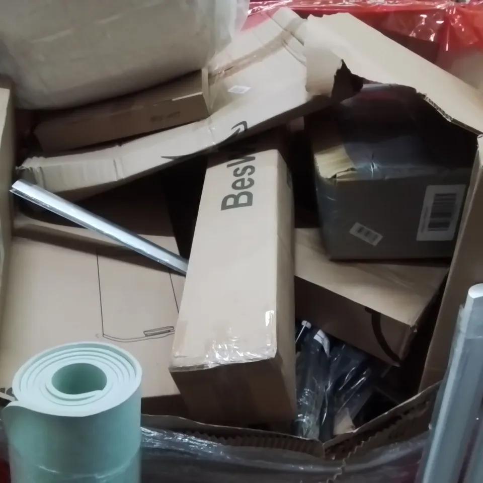 PALLET OF ASSORTED HOUSEHOLD GOODS AND PRODUCTS TO INCLUDE;YOGA MAT,SHOWER FITTING,LED LIGHTS