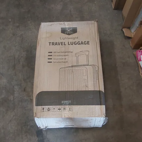 BOXED LUGG LIGHTWEIGHT TRAVEL SUITCASE 