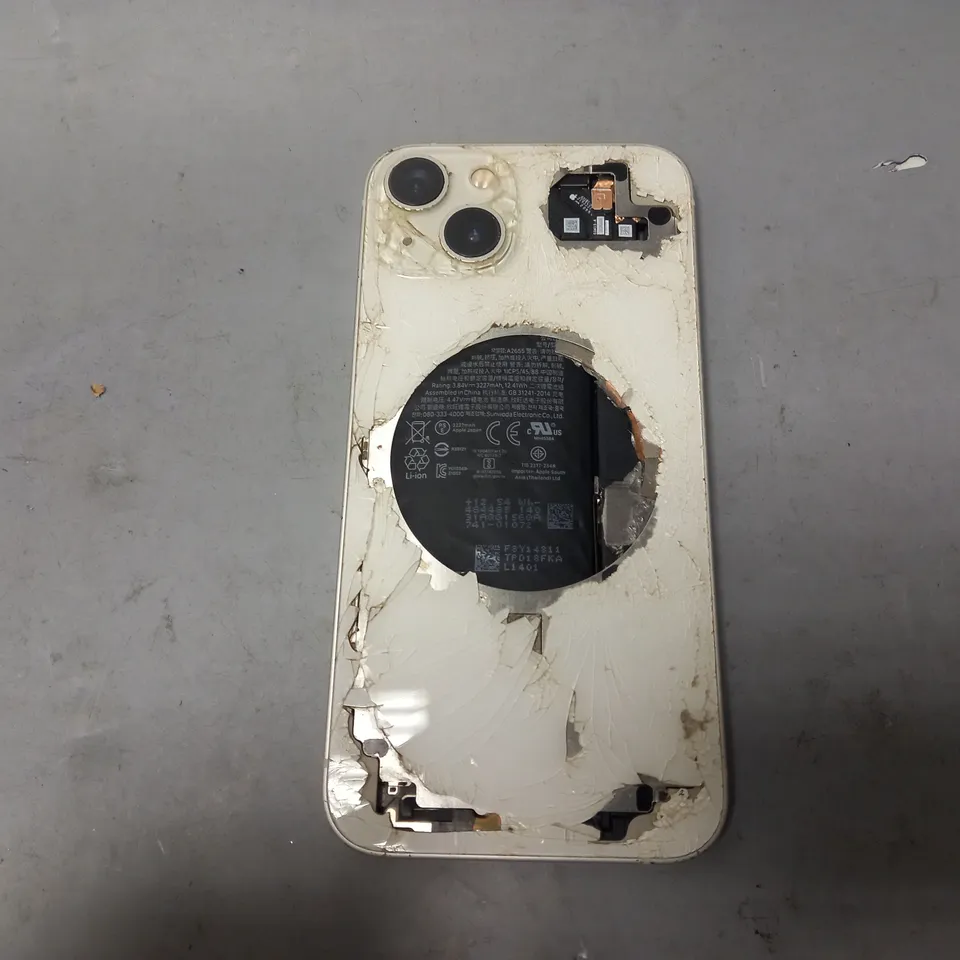 APPLE IPHONE 13
