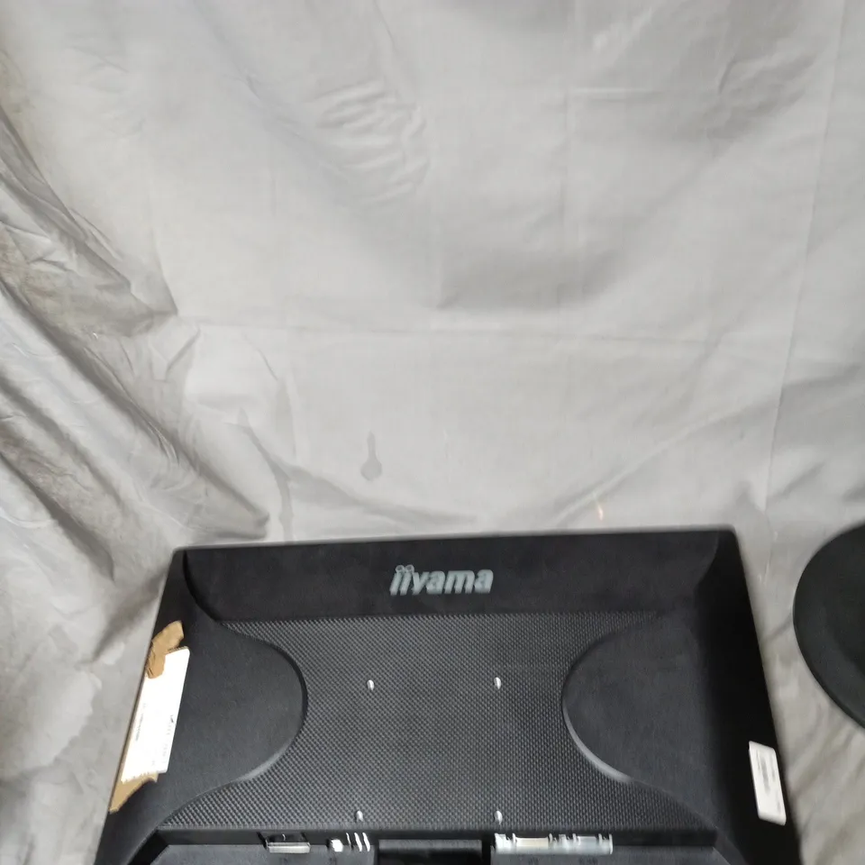 IIYAMA PROLITE 22\" LCD MONITOR (B2280WSD) – WITH STAND