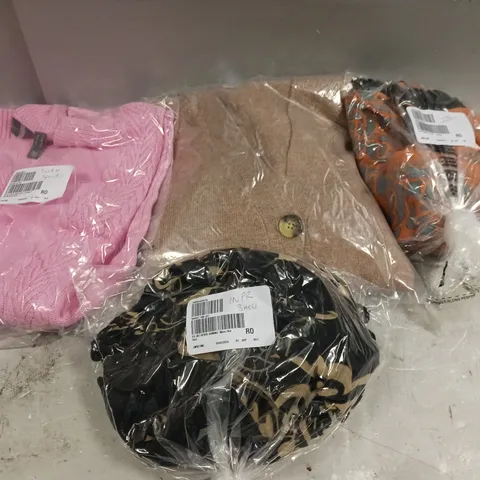 APPROXIMATELY 10 ASSORTED CLOTHING ITEMS TO INCLUDE SOFT CARDIGAN, CABLE KNIT VEST, SCARF ETC