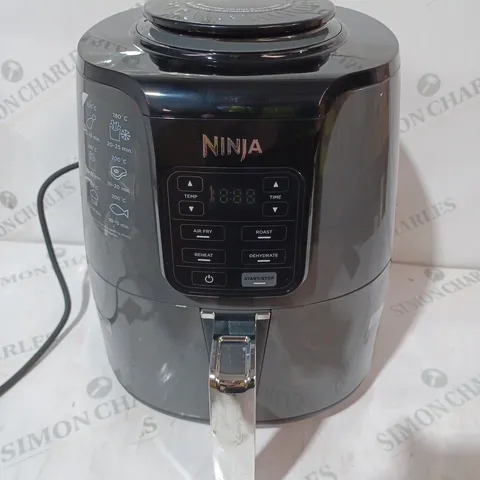 NINJA AIR FRYER 3.8L AF100UK