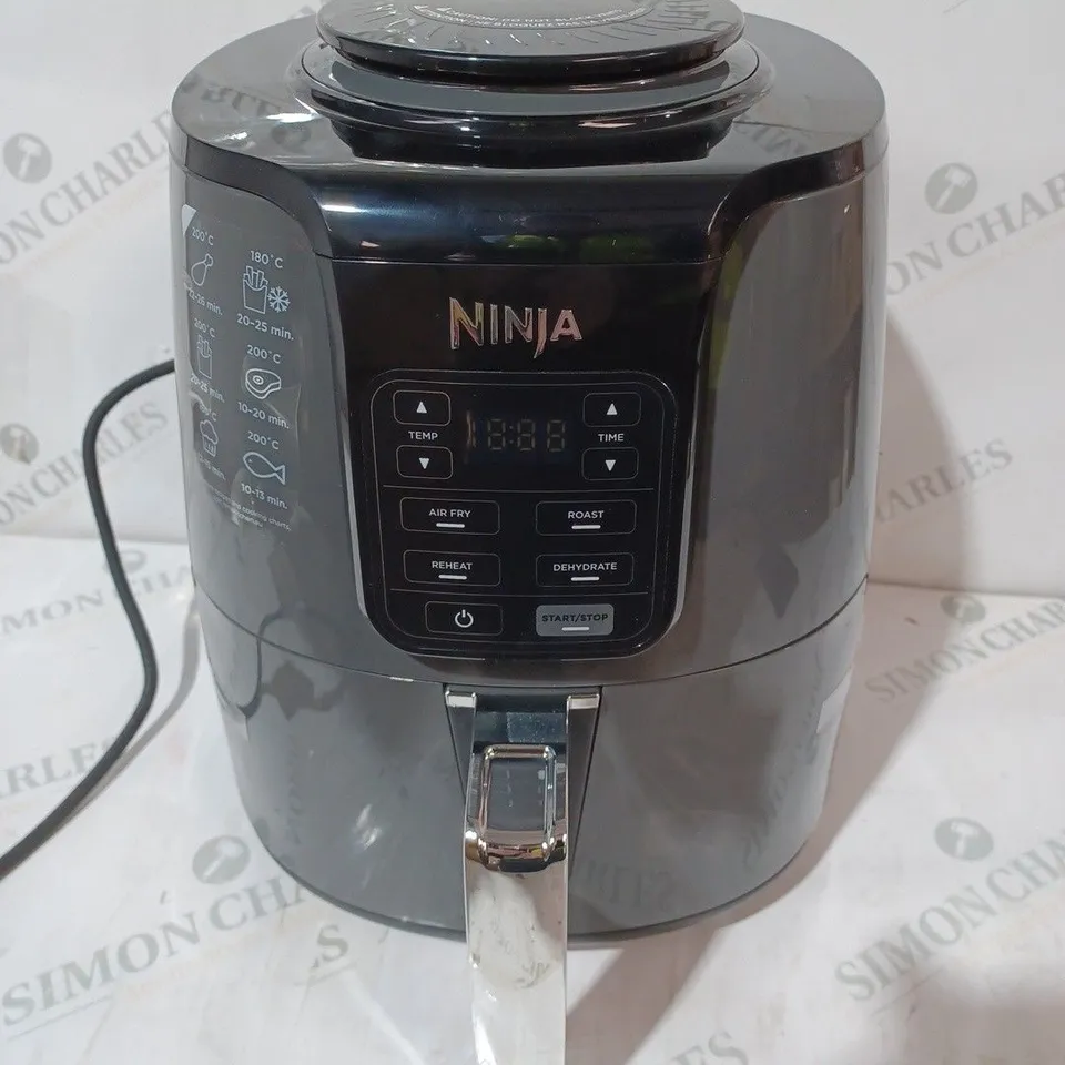 NINJA AIR FRYER 3.8L AF100UK