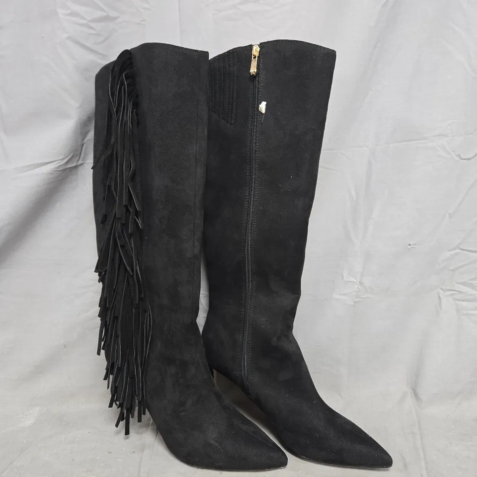BOXED PAIR OF MODA IN PELLE TOULON TASSLE DETAIL LONG BOOTS IN BLACK SIZE 7