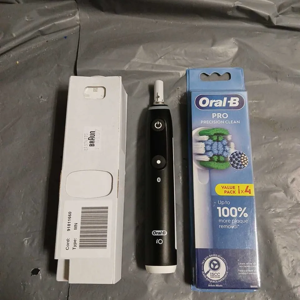 ORAL B IO ELECTRIC TOOTHBRUSH IN BLACK