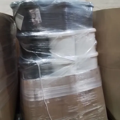 PALLET CONTAINING A LARGE QUANTITY OF PLANT POT TOPPER