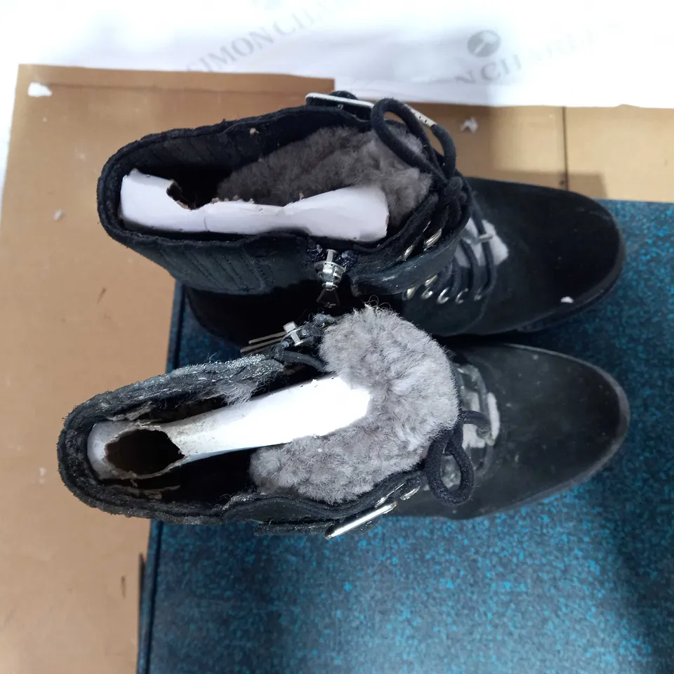 EMU EXPLORER WALDRON MIX WATERPROOF LACE UP BOOT UK SIZE 4