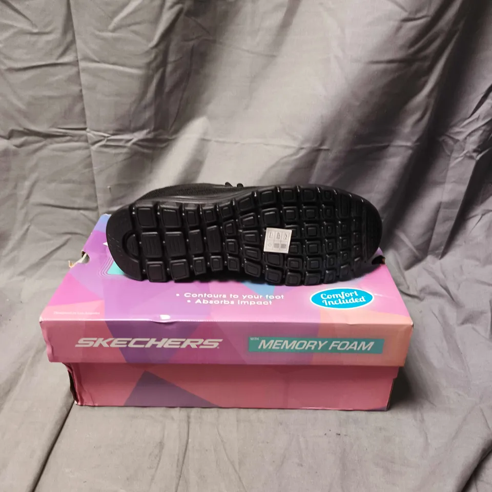 BOXED PAIR OF SKECHERS WOMEN'S BLACK MEMORY FOAM SNEAKERS - SIZE 5.5