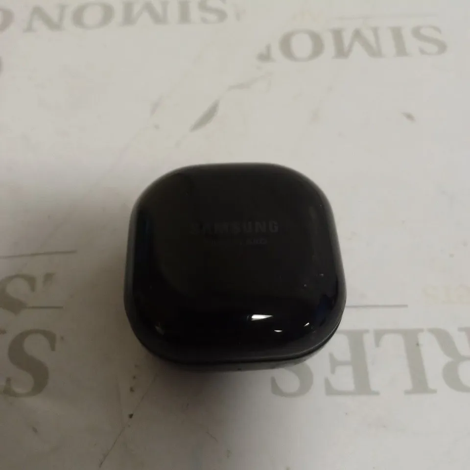 SAMSUNG EARBUDS BLACK