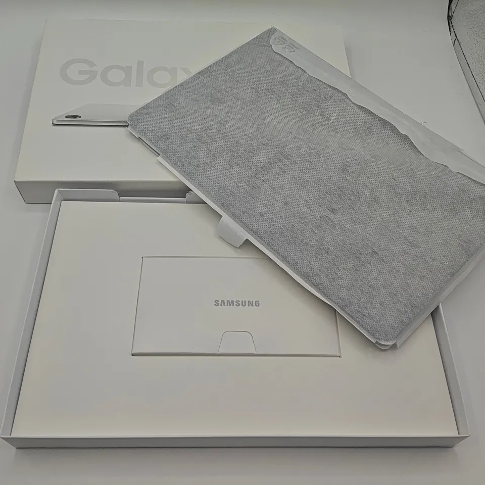 BOXED SAMSUNG GALAXY TAB A9+ 4/64GB IN SILVER - SM-X210