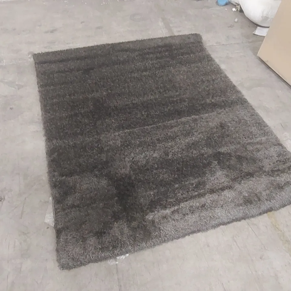 QUALITY DESIGNER INDULGENCE AREA RUG - 120 x 170cm