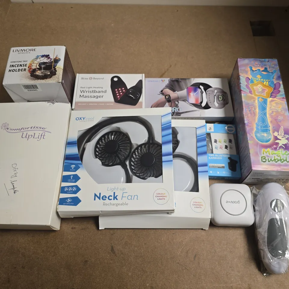 LOT OF 10 ASSORTED HOUSEHOLD ITEMS TO INCLUDE LIGHT-UP NECK FAN, WRISTBAND MASSAGER AND INCENSE HOLDER