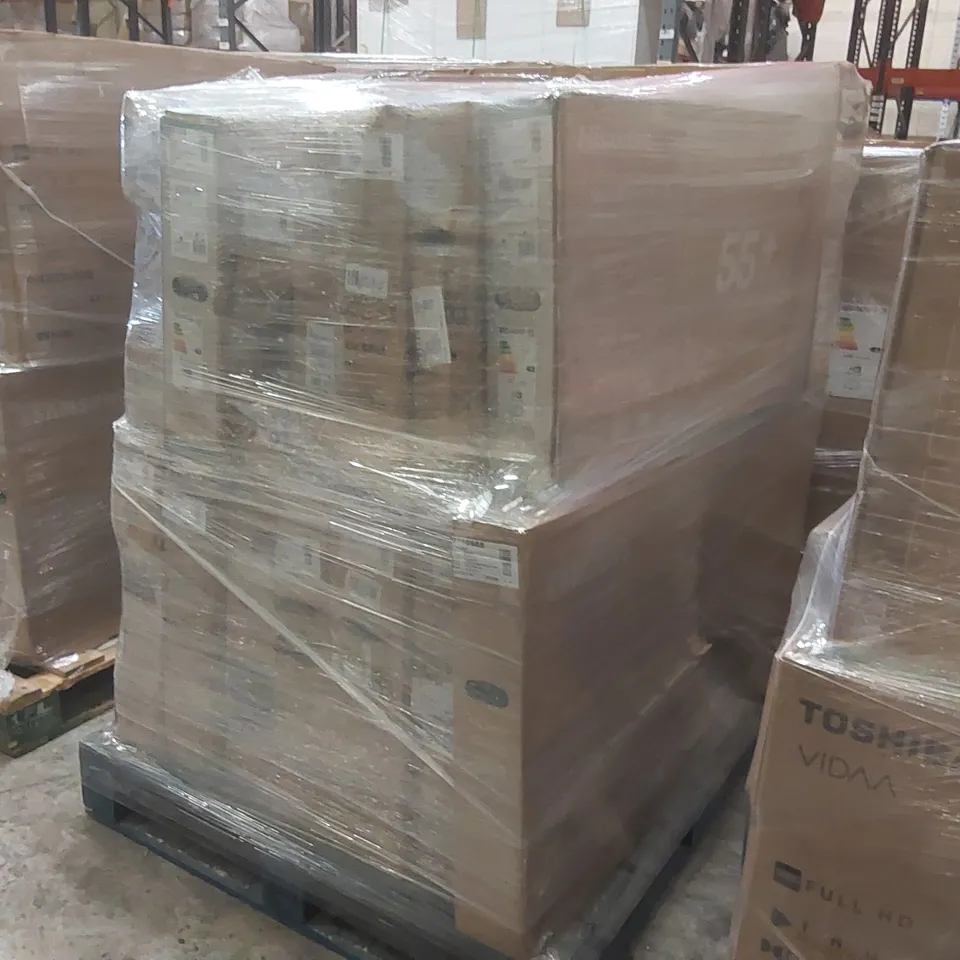 PALLET CONTAINING A LARGE QUANTITY OF ASSORTED DAMAGED TVs