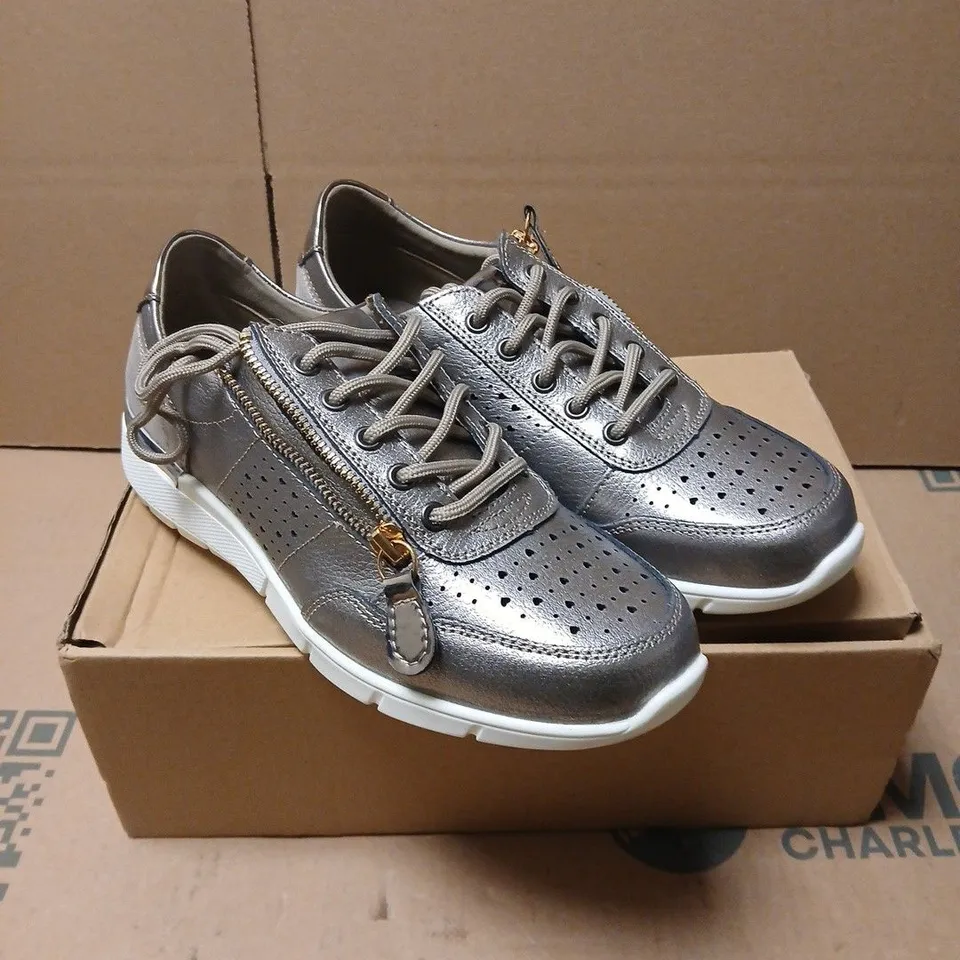 DOWN TO EARTH BRONZE METALLIC TRAINERS – 6