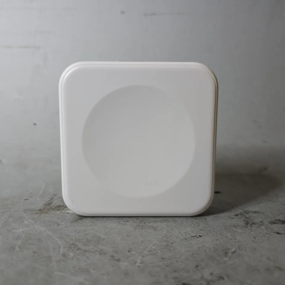 BOXED HIVE HUB 