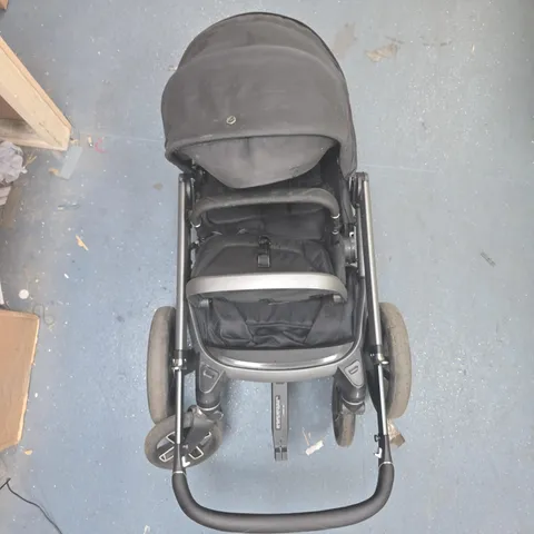 MAXICOSI STROLLER IN BLACK
