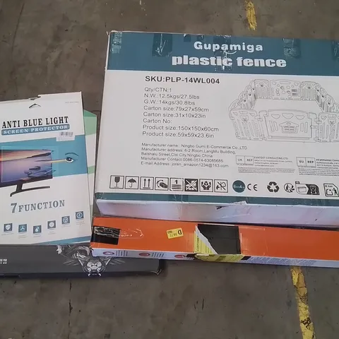 PALLET CONTAINING ASSORTED PRODUCTS INCLUDING PLASTIC FENCE, RETRACTABLE SAFETY GATE, ANTI BLUE LIGHT SCREEN PROTECTOR & GAMING MOUSEPAD