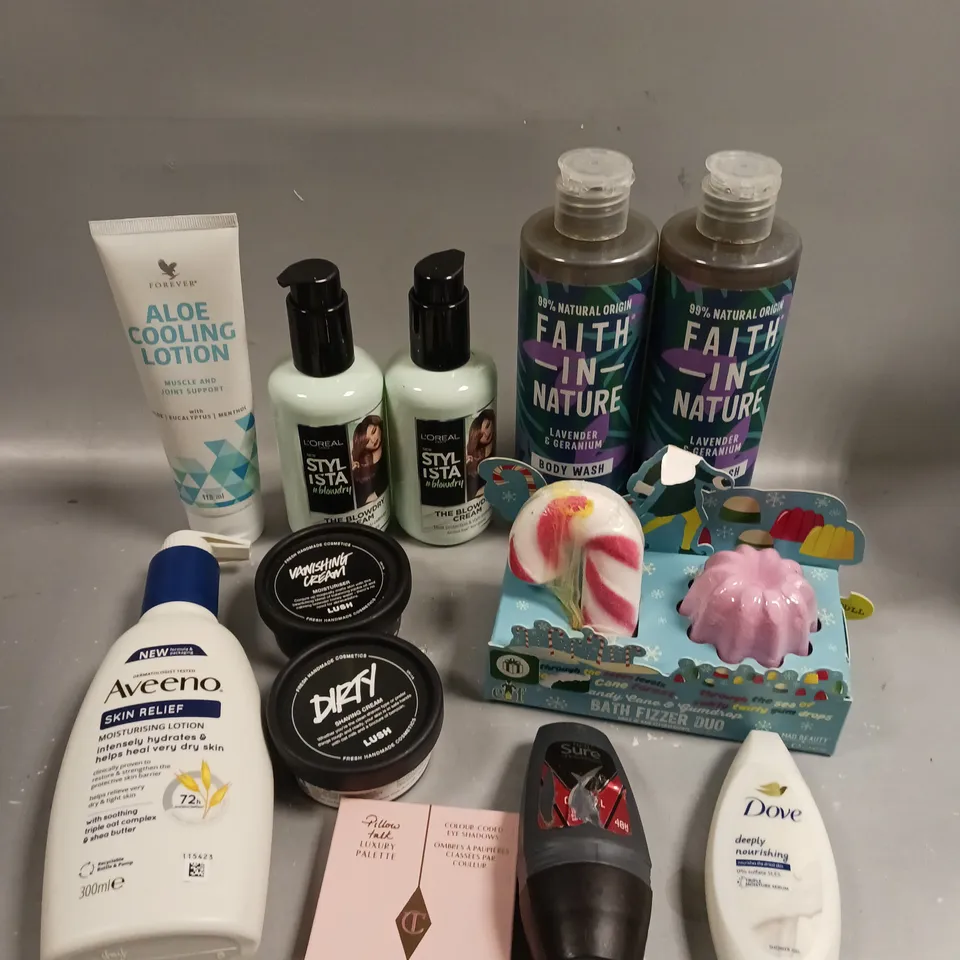 APPROXIMATELY 20 ASSORTED HEALTH & BEAUTY PRODUCTS TO INCLUDE FAITH IN NATURE BODY WASH, ALOE COOLING LOTION, BATH FIZZER DUO ETC
