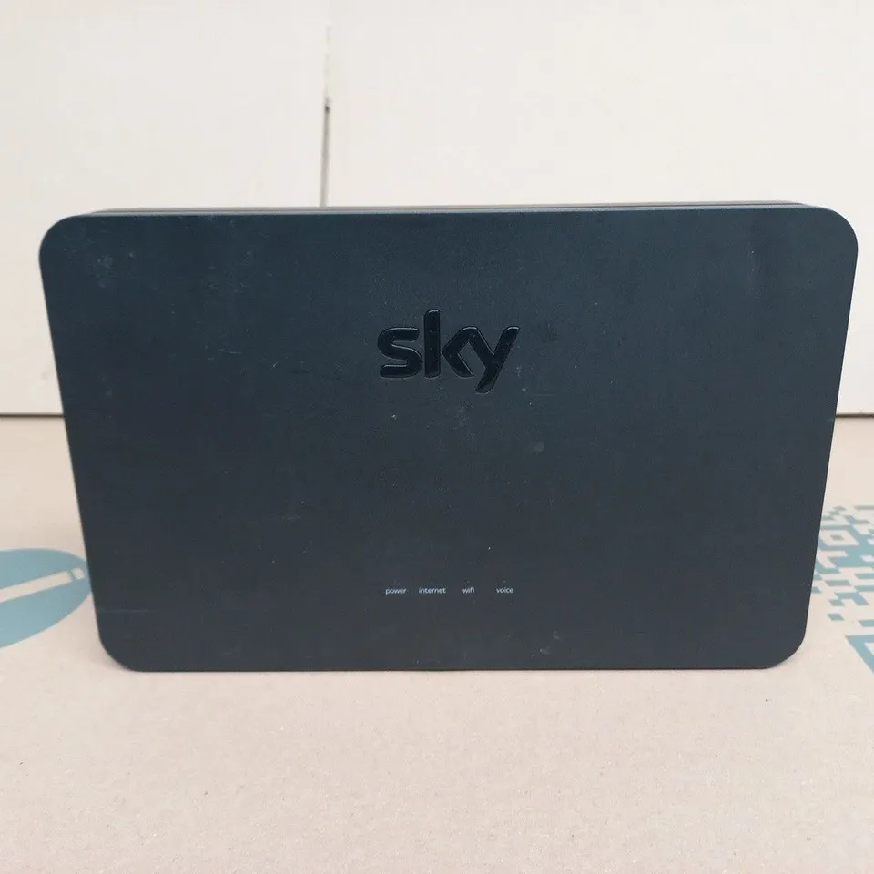 SKY ROUTER SR203 – BLACK WIRELESS BROADBAND