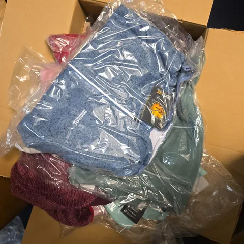 BOX OF APPROXIMATELY 15 ASSORTED BRAND NEW REGATTA ITEMS TO INCLUDE: BAYLETTA JUMPER 