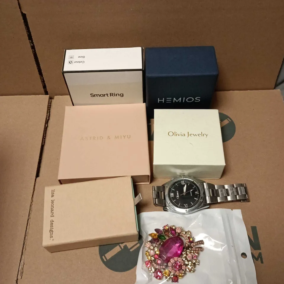 APPROXIMATELY 15 ASSORTED JEWELLERY ITEMS TO INCLUDE BRANDS SUCH AS HEMIOS, OLIVIA JEWELLEY, ASTRID & MIYU, ETC