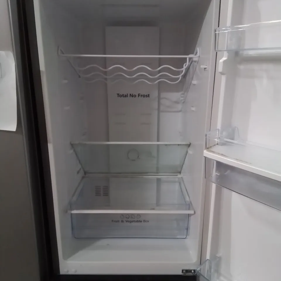 HISENSE 155CM FREESTANDING 50/50 FRIDGE FREEZER IN SILVER RB327N4WC1 - UNPROCESSED RAW RETURN