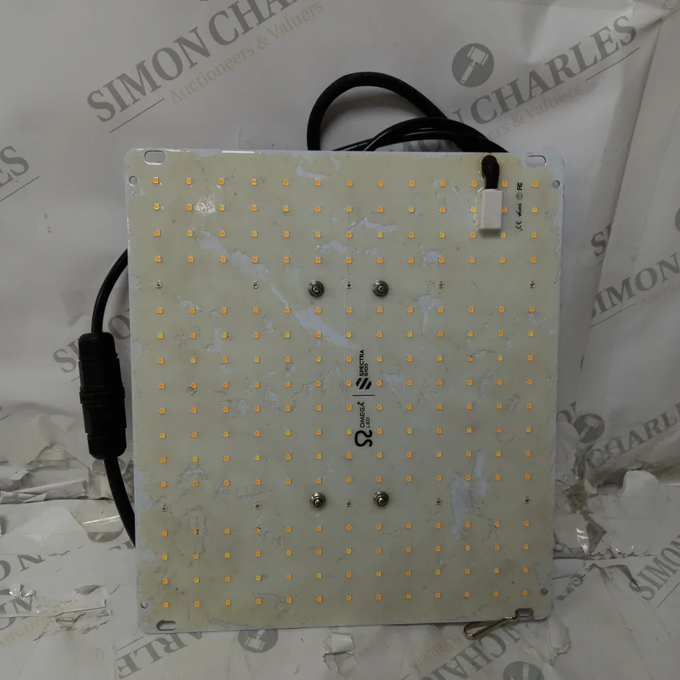 OMEGA LED CEILING LIGHT 