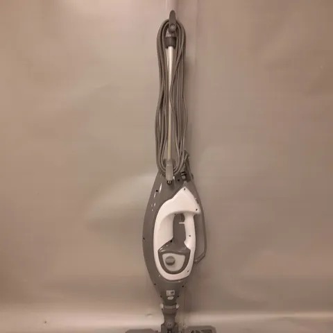 SHARK FLOOR AND HANDHELD STEAM CLEANER S6005