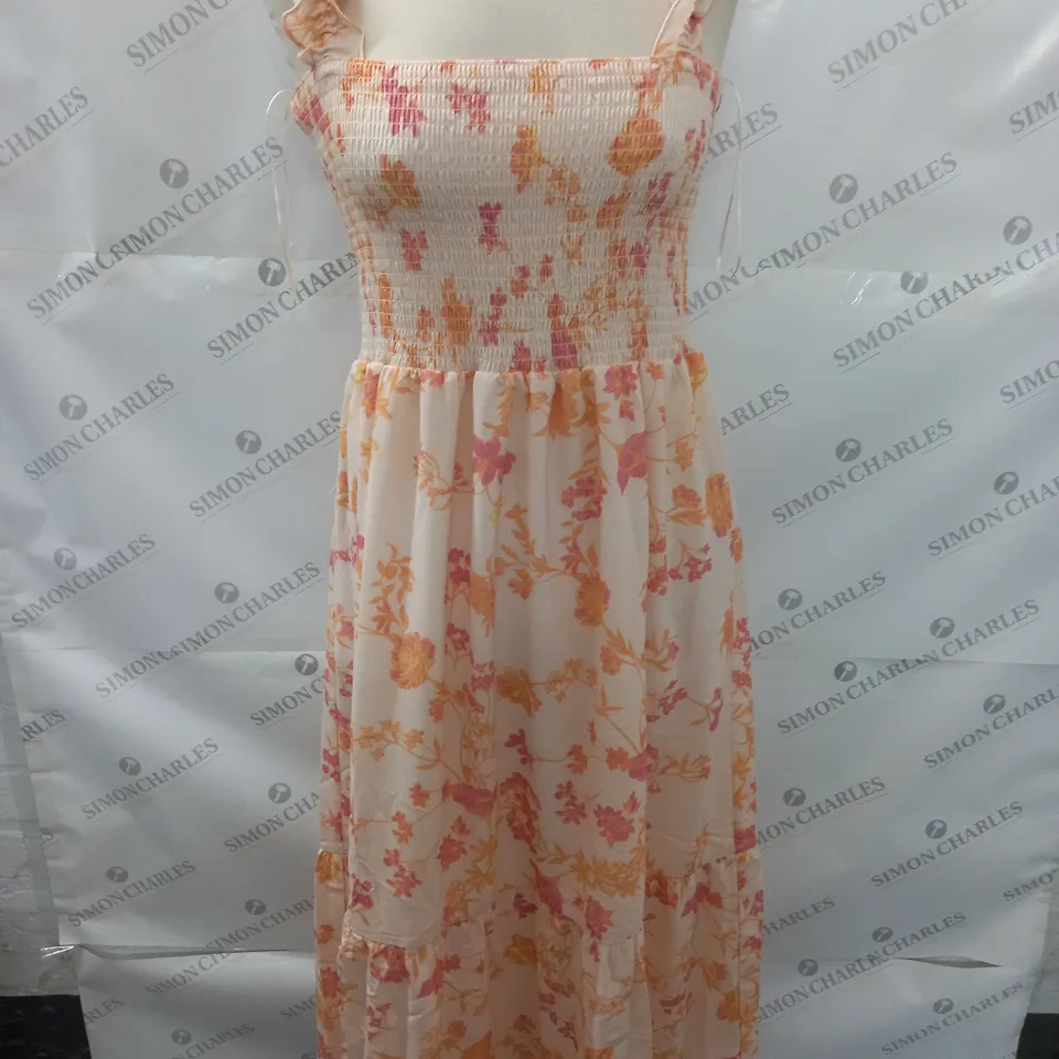 FRENCH CONNECTION SQUARE NECK DRESS IN CREAM - S