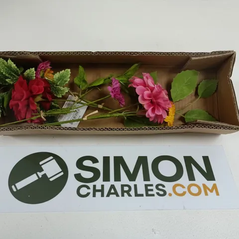 DECORATIVE SET: EMBOSSED GLASS BOTTLES WITH ARTIFICIAL FLOWERS